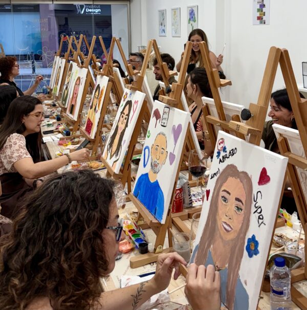 ¡Lienzo retrato! Pinta a tu Acompañante